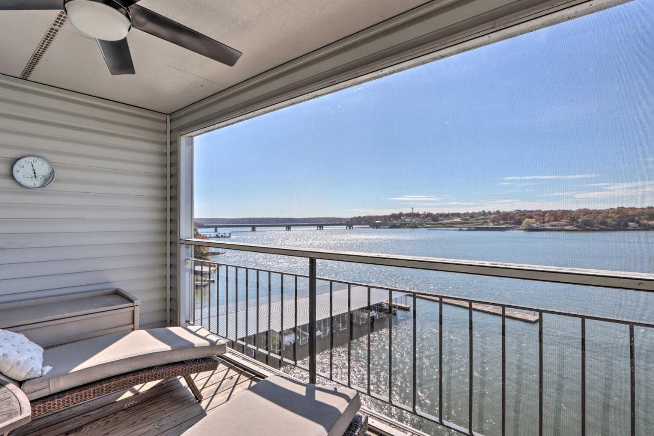 Sunny Osage Beach With Balcony And Lakefront View Exterior photo